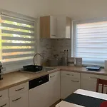Apartmán Arvisura Vendeghazak Family And Pet Friendly
