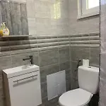 Arvisura Vendeghazak Family And Pet Friendly * Zsombo