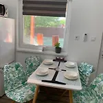 Apartmán Arvisura Vendeghazak Family And Pet Friendly *