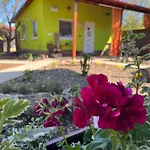 Arvisura Vendeghazak Family And Pet Friendly Apartmán
