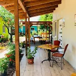 Arvisura Vendeghazak Family And Pet Friendly *