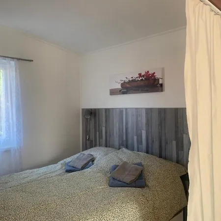 Arvisura Vendeghazak Family And Pet Friendly