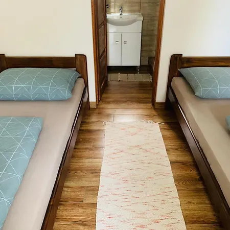Apartment Arvisura Vendeghazak Family And Pet Friendly Zsombo