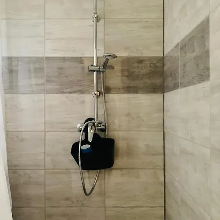 Arvisura Vendeghazak Family And Pet Friendly *